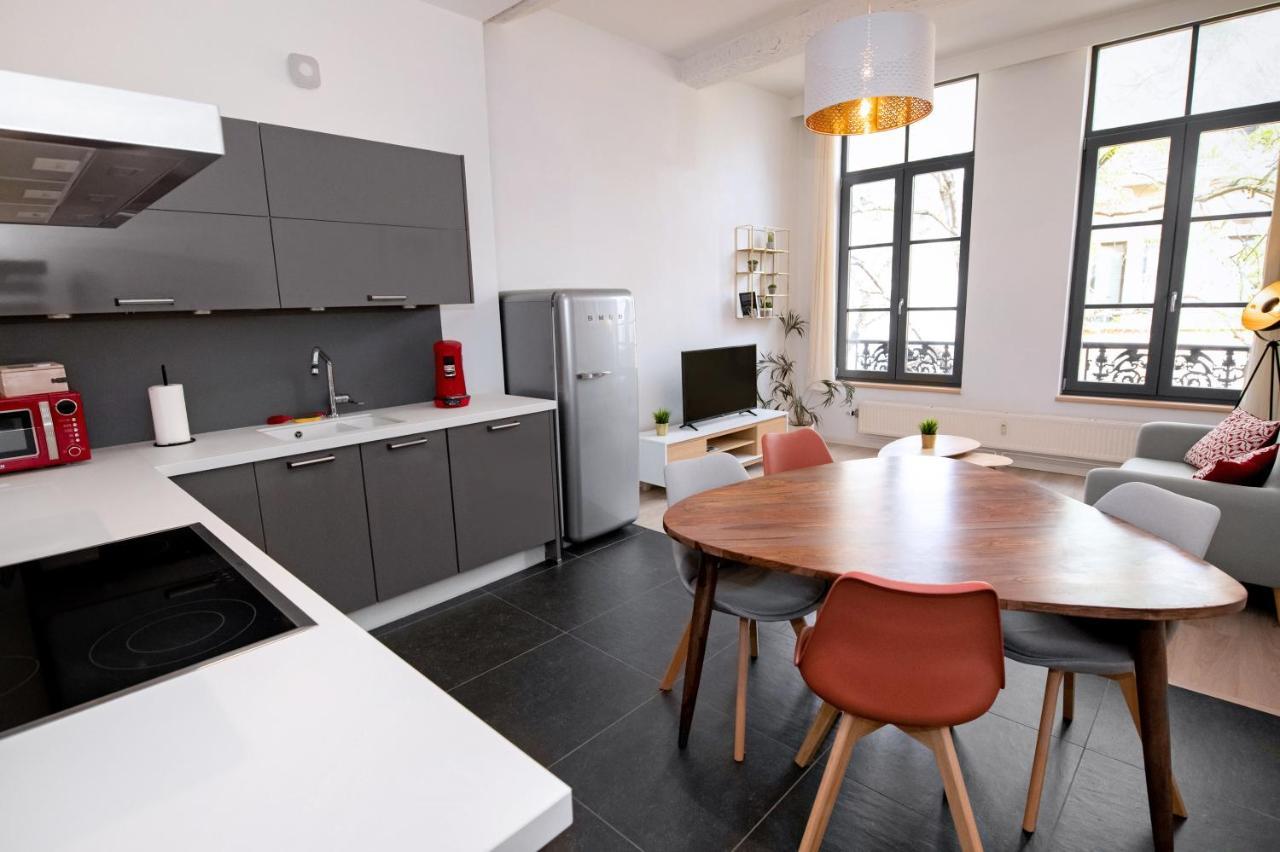 Les Cerisiers - Appart De Standing A Namur Centre Bagian luar foto